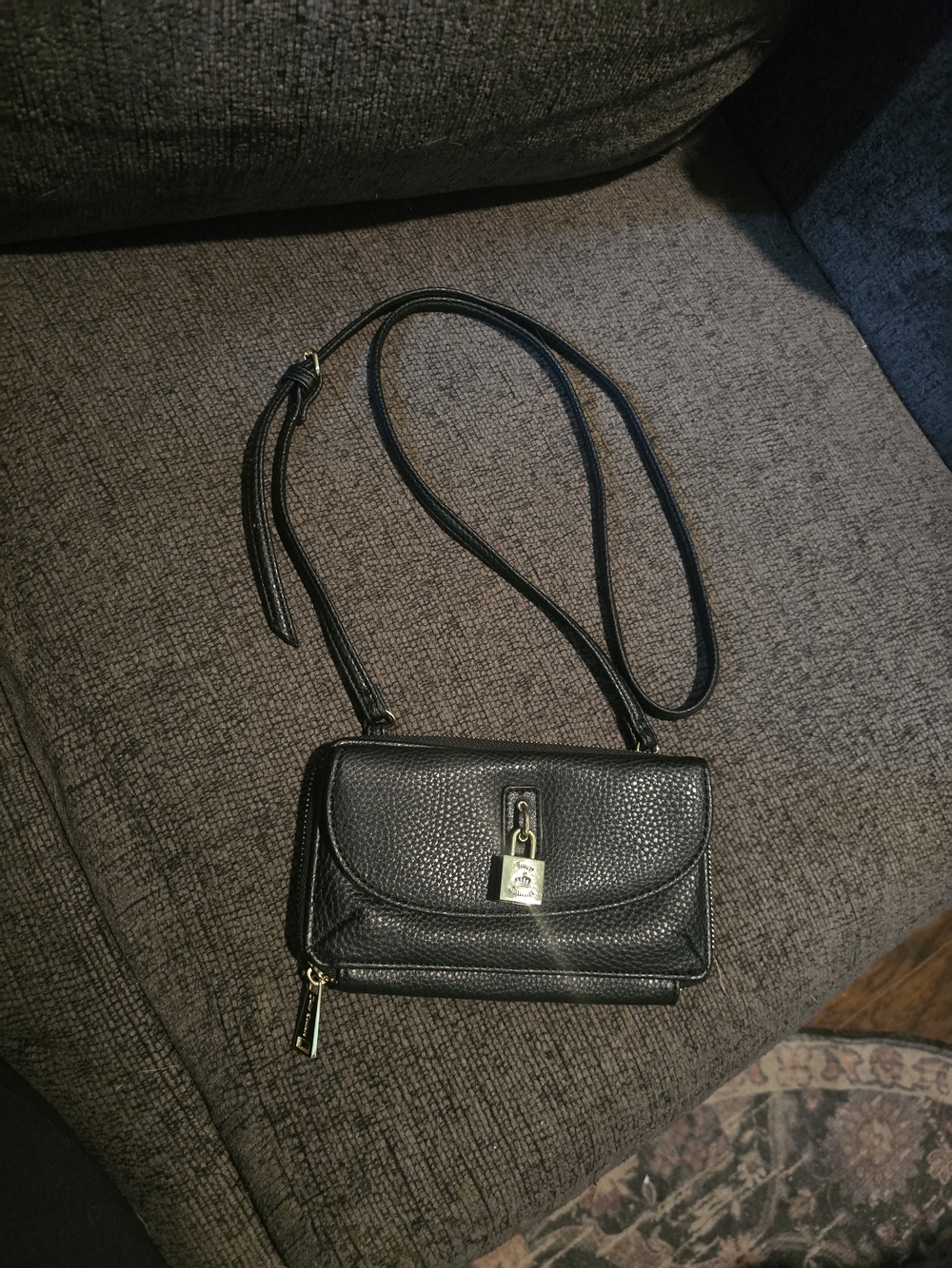 Juicy Couture | Crossbody Wallet Bag